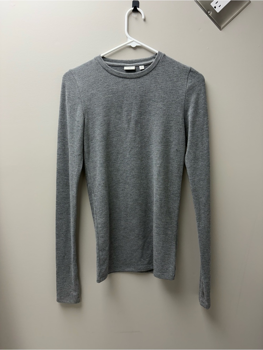 The Group Aritzia Women’s Grey Long Sleeve Shirt